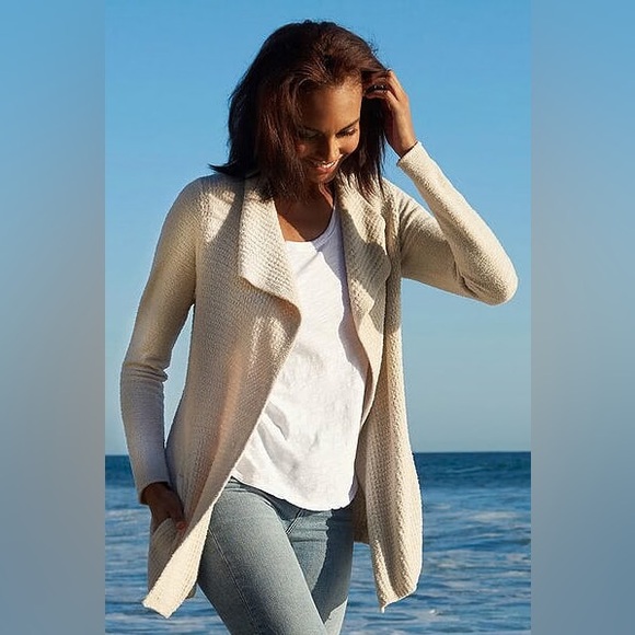 Barefoot Dreams Coastal Cardi Cozy Chic Lite - Picture 2 of 6